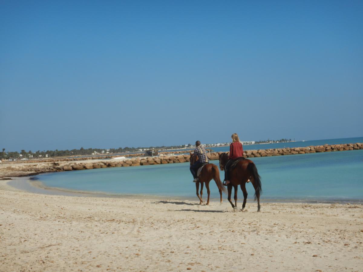 Menzel Churasco Djerba Aghīr Dış mekan fotoğraf