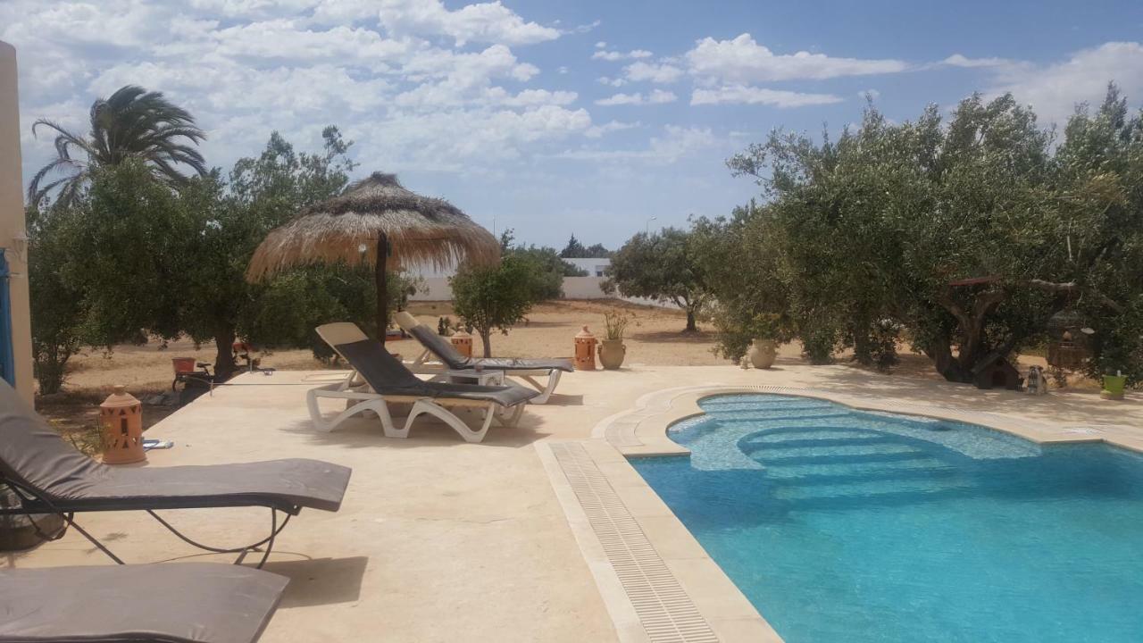 Menzel Churasco Djerba Aghīr Dış mekan fotoğraf